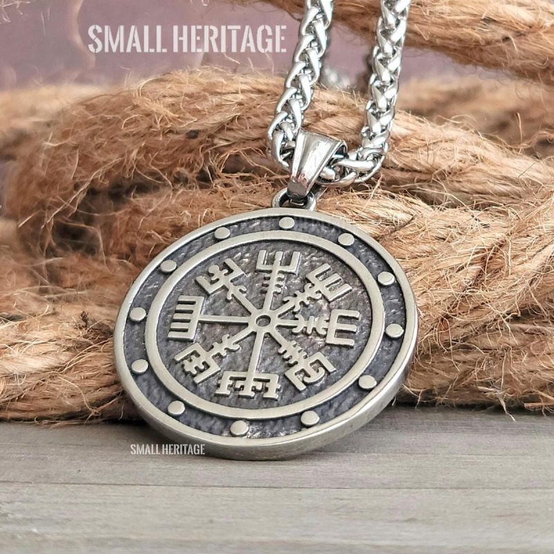 Viking Vegvisir Necklace Nordic Compass Pendant