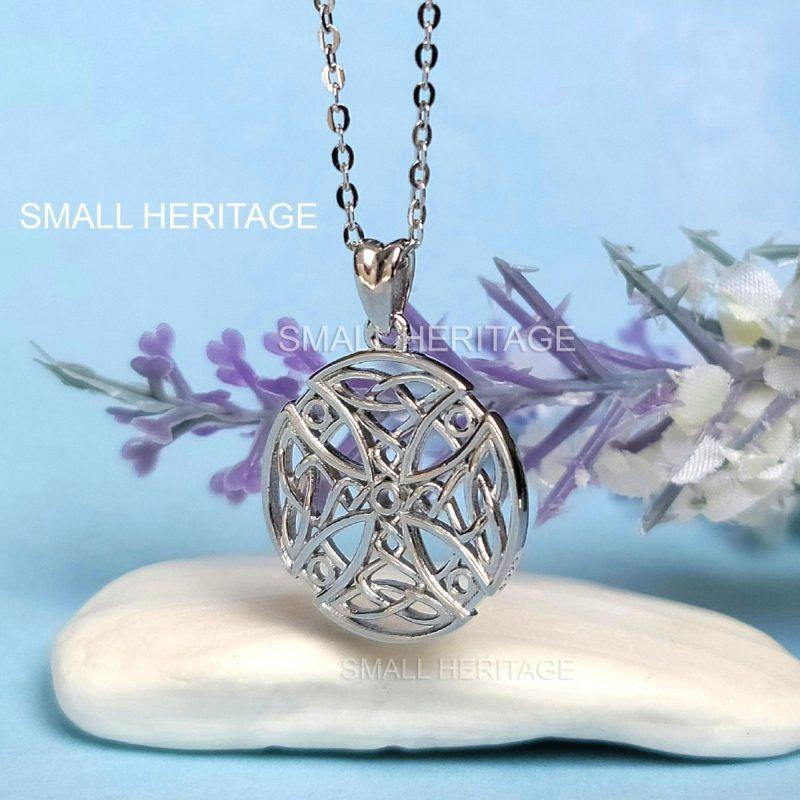 925 Sterling Silver Irish Celtic Cross Necklace Small Round Pendant