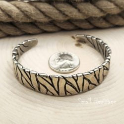 Vintage Style Retro Open Cuff Bracelet | Antique-Look Bangle